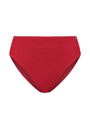 Czerwone, teksturowane majtki bikini z wysokim stanem, elastycznym paskiem w talii i delikatnym wzorem na tkaninie, prezentowane na białym tle.