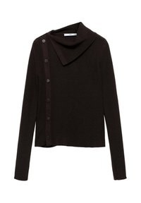 Pull en tricot brun avec un col cheminée, doté d'une fermeture à boutons sur le côté et de manches longues. Le tissu semble doux et texturé.
