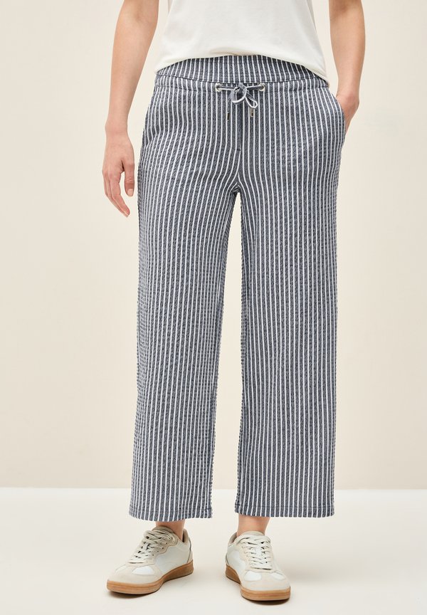 GESTREIFTE SEERSUCKER  - Stoffhose - blau