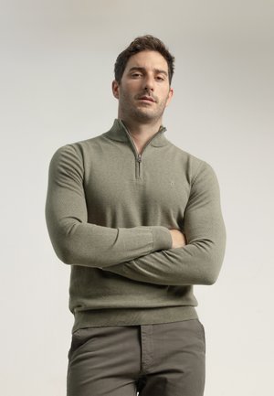 CUELLO ALTO - Jersey de punto - verde claro