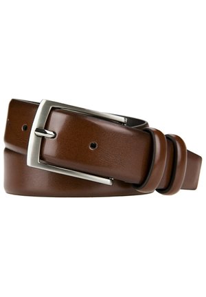 Brązowy skórzany pasek o gładkim wykończeniu, z metalową srebrną klamrą i czterema otworami do regulacji, prezentujący klasyczny design.