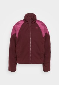 Burgundy jacket with magenta accents, high collar, zip closure, and two pockets. Soft texture with logo on the chest.