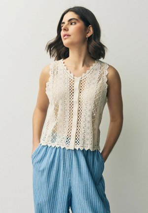 Next REGULAR FIT - STITCH BUTTON UP - Veste sans manches - white ecru