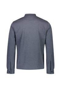 Koszula z długim rękawem wykonana z ciemnoszarego materiału. Posiada kołnierzyk, mankiety na guziki oraz minimalistyczny design o gładkiej fakturze.