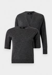 Izbrano, medium grey