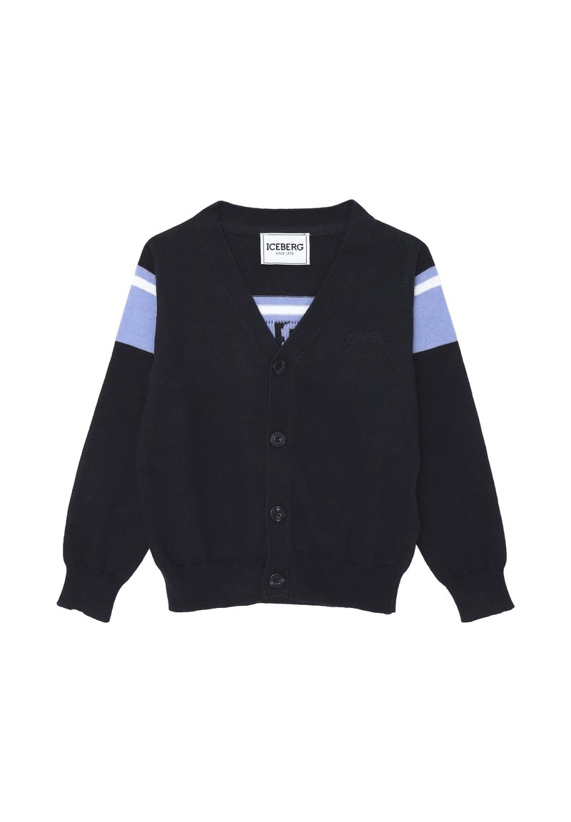 Cardigan nero con scollatura a V, maniche lunghe e chiusura con bottoni. Le spalle presentano strisce orizzontali azzurre e bianche.