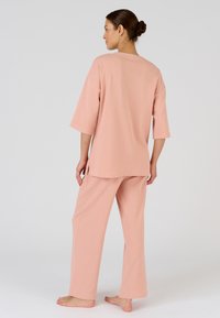 Damart SET - Pigiama - vieux rose
