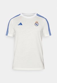 Bijela Adidas majica s plavim prugama na ramenima, izvezeni klupski logo na prsima. Izrađena od lagane tkanine, kratkih rukava.