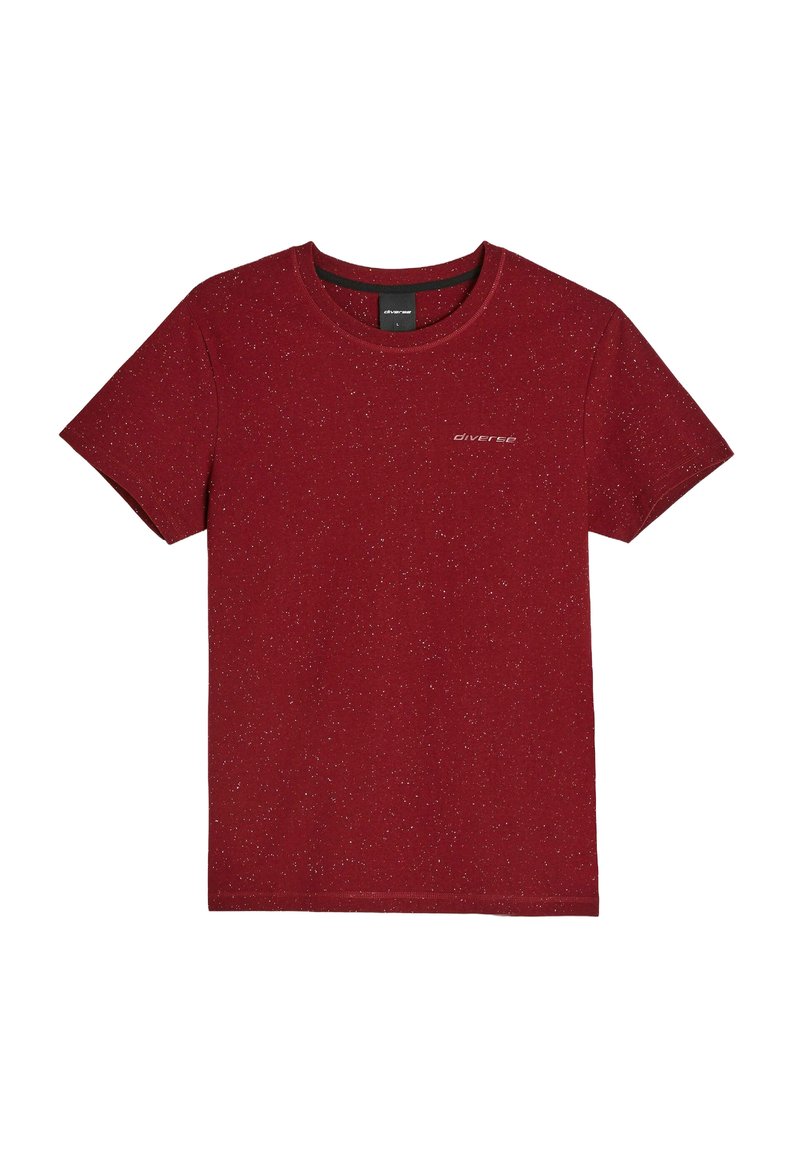 Czerwona koszulka z krótkim rękawem, wykonana z teksturowanej tkaniny w wzór z drobnymi plamkami. Posiada okrągły dekolt oraz subtelne logo z przodu.