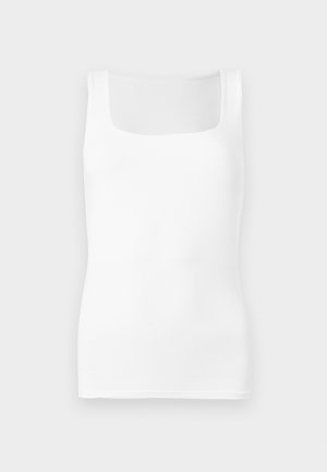 Hvit ermeløs, tettsittende tanktop med firkantet utringning, vist på ensfarget bakgrunn.