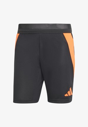 Zwarte sportshorts met oranje zijaccenten, een gestructureerd patroon en een zwarte mesh tailleband met een adidas-logo.