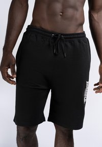Lonsdale NORMALE PASSFORM FRINGFORD - Tepláky - black