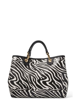 Borsa a spalla a zebra in bianco e nero, con pelle testurizzata, doppi manici neri e dettagli in metallo dorato.