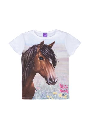 T-shirt bianco in cotone con una grande grafica di un cavallo marrone con criniera nera, circondato da fiori, e la scritta "Miss Melody" in rosa.