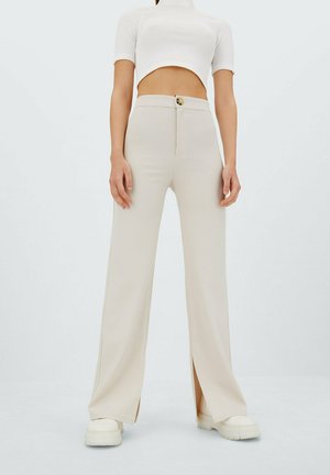 MIT SCHLITZ AM SAUM - Trousers - stone