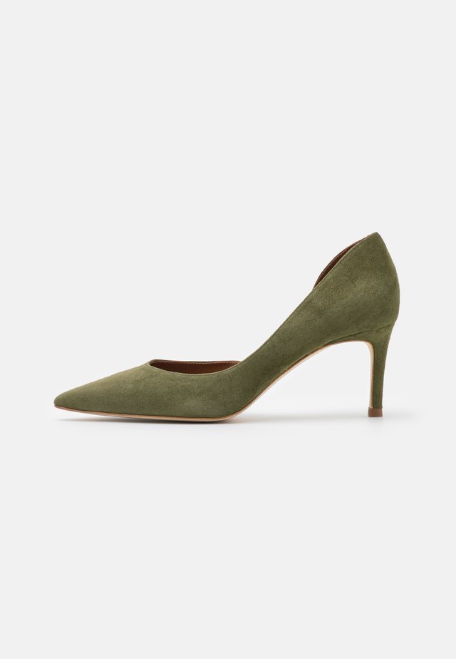 Pumps - kaki green