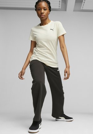 BETTER ESSENTIALS - Camiseta básica - no color