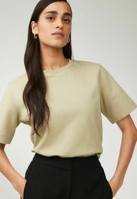 Next HEAVYWEIGHT SHORT SLEEVE CREW NECK STANDARD - Marškinėliai su spaudiniu - sage green