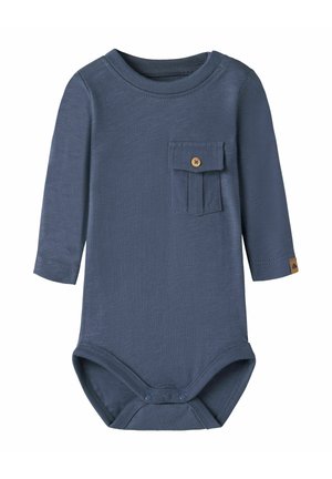 Body bébé bleu marine à manches longues avec col rond, poche avant boutonnée et trois pressions à l'entrejambe.
