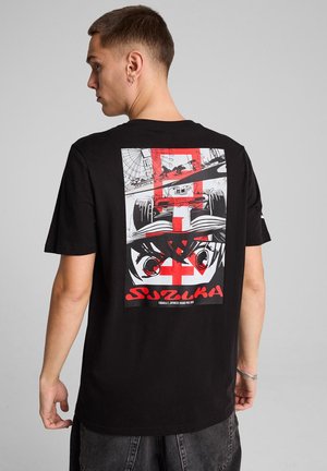 - T-shirt z nadrukiem