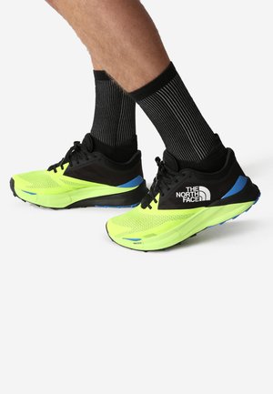 VECTIV ENDURIS - Sneaker low - bright yellow