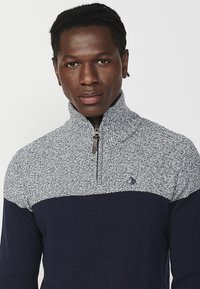 Koroshi - Sweter