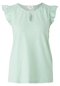 Světlý mátový top s krátkými volánkovými rukávy, detaily na výstřihu ve tvaru klíče, měkká textura a mírně volný střih.