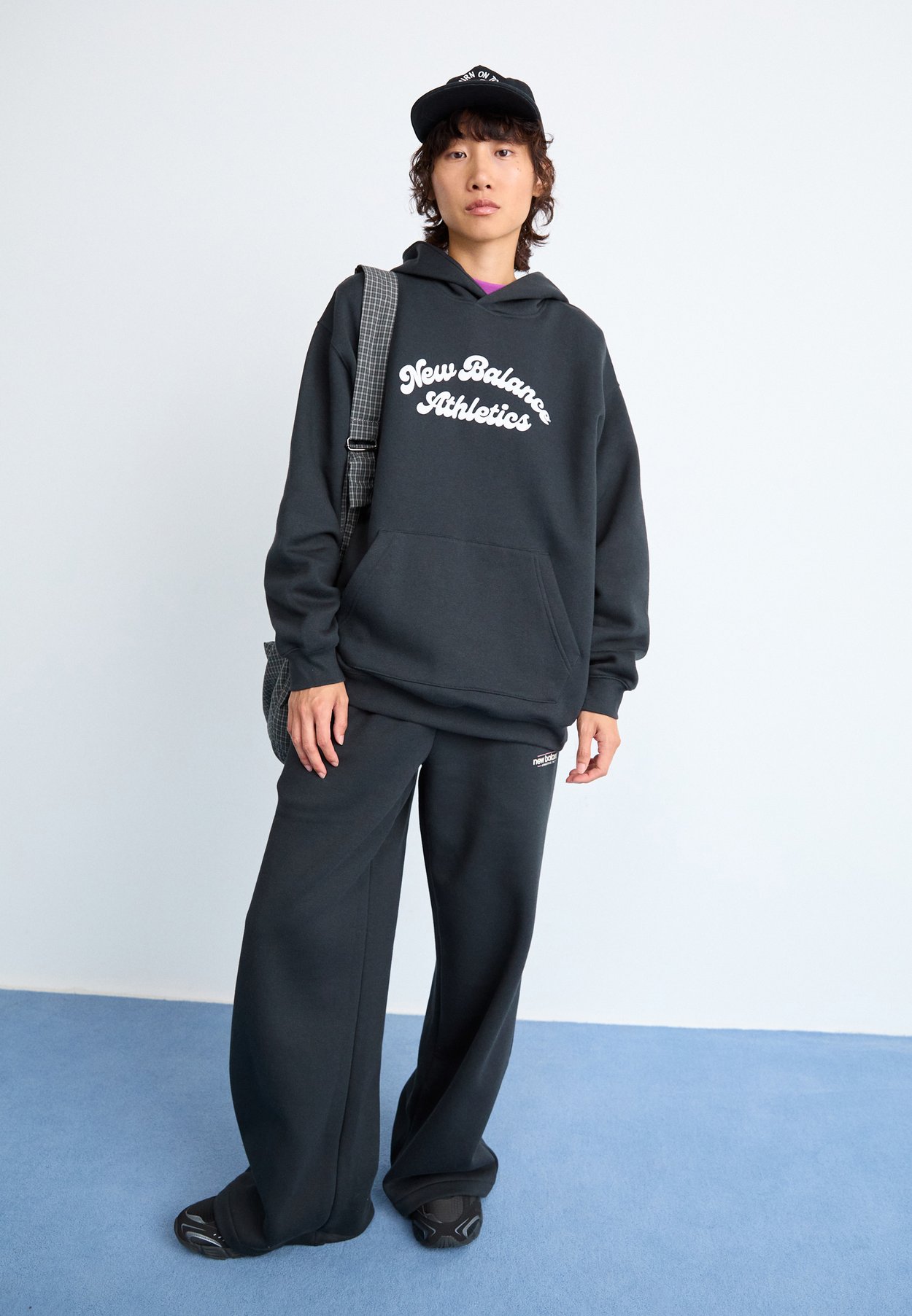 LINEAR HERITAGE LONG HOODIE