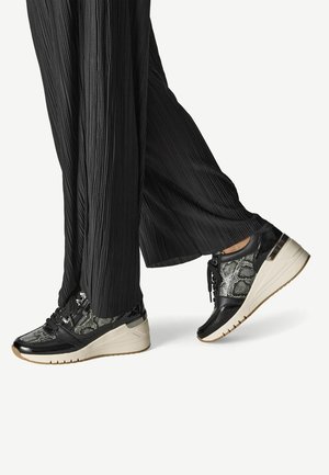 Marco Tozzi Sneakers low - black comb