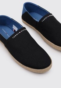 Tommy Hilfiger CORE - Espadrillas - black