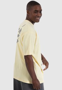 Smilodox MALIN żółty