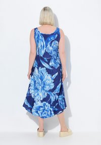 Ulla Popken FLORAL PRINT A-LINE  - Denní šaty - indigo