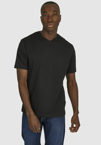 Hechter Paris T-Shirt basic - schwarz
