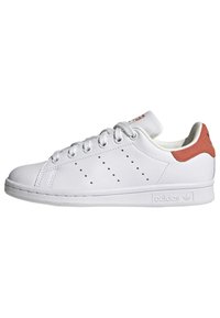 stan smith j