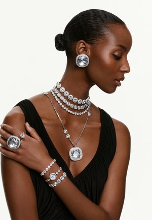 Swarovski, - Pierścionek