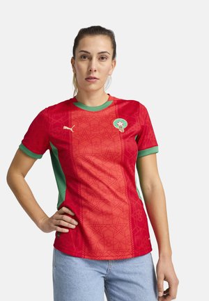MAROKKO 2025  - T-shirt de sport - red archive green