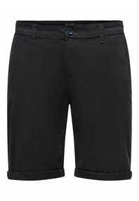 Pantalones cortos negros de tela ligera, con cierre de botón, bolsillos frontales y dobladillo enrollado para longitud ajustable.