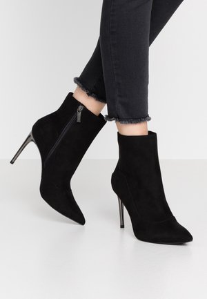 High Heel Stiefelette - black