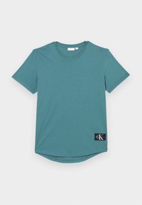 Calvin Klein Jeans Plus BADGE TURN UP - Jednoduché tričko - north atlantic