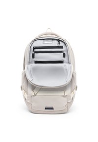 Béžový batoh s prostorným šedým interiérem. Mezi funkce patří několik kapes, zipy a polstrovaná přihrádka pro elektroniku.