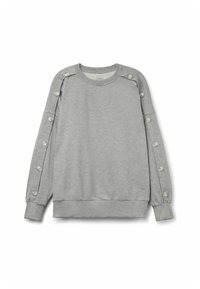 Grå sweatshirt lavet af blødt stof med en rund halsudskæring, der har knapdetaljer langs ærmerne samt ribbet manchetter og kant.