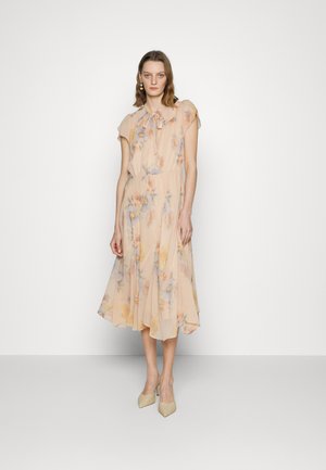 FLORAL CRINKLED GEORGETTE DRESS - Denní šaty - blush/sage multi