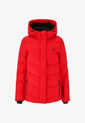 Doudoune rouge avec capuche, présentant un design matelassé, des zips noirs et un accent de logo. Texture douce et isolée pour la chaleur.