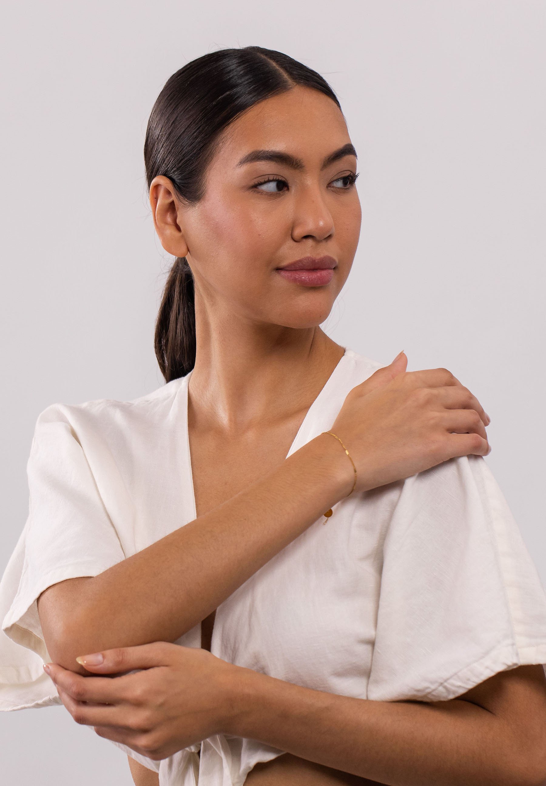 PURELEI Damen Armband Kanani – Elegantes & Verspieltes Schmuckstück Aus 18K Edelstahl, Wasserfest & Längenverstellbar (16/17,5/20 Cm) – Hawaiianisches Flair Für Jeden Tag