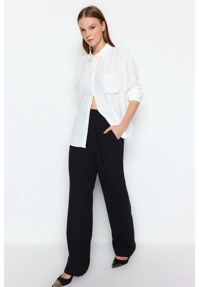 Trendyol Overhemdblouse wit