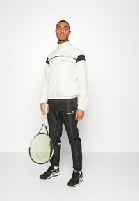 Sergio Tacchini PLUG IN TRACKSUIT - Melegítő - black/vanilla ice/spun sugar