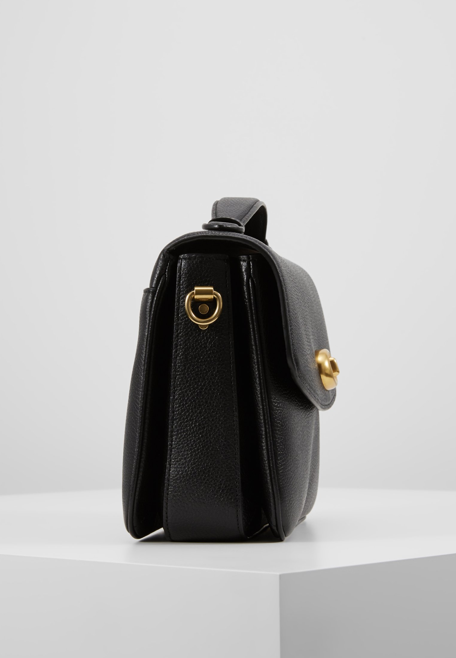 Coach POLISHED PEBBLED BLAISE CROSSBODY Håndveske black Coach POLISHED PEBBLED BLAISE CROSSBODY Håndveske black