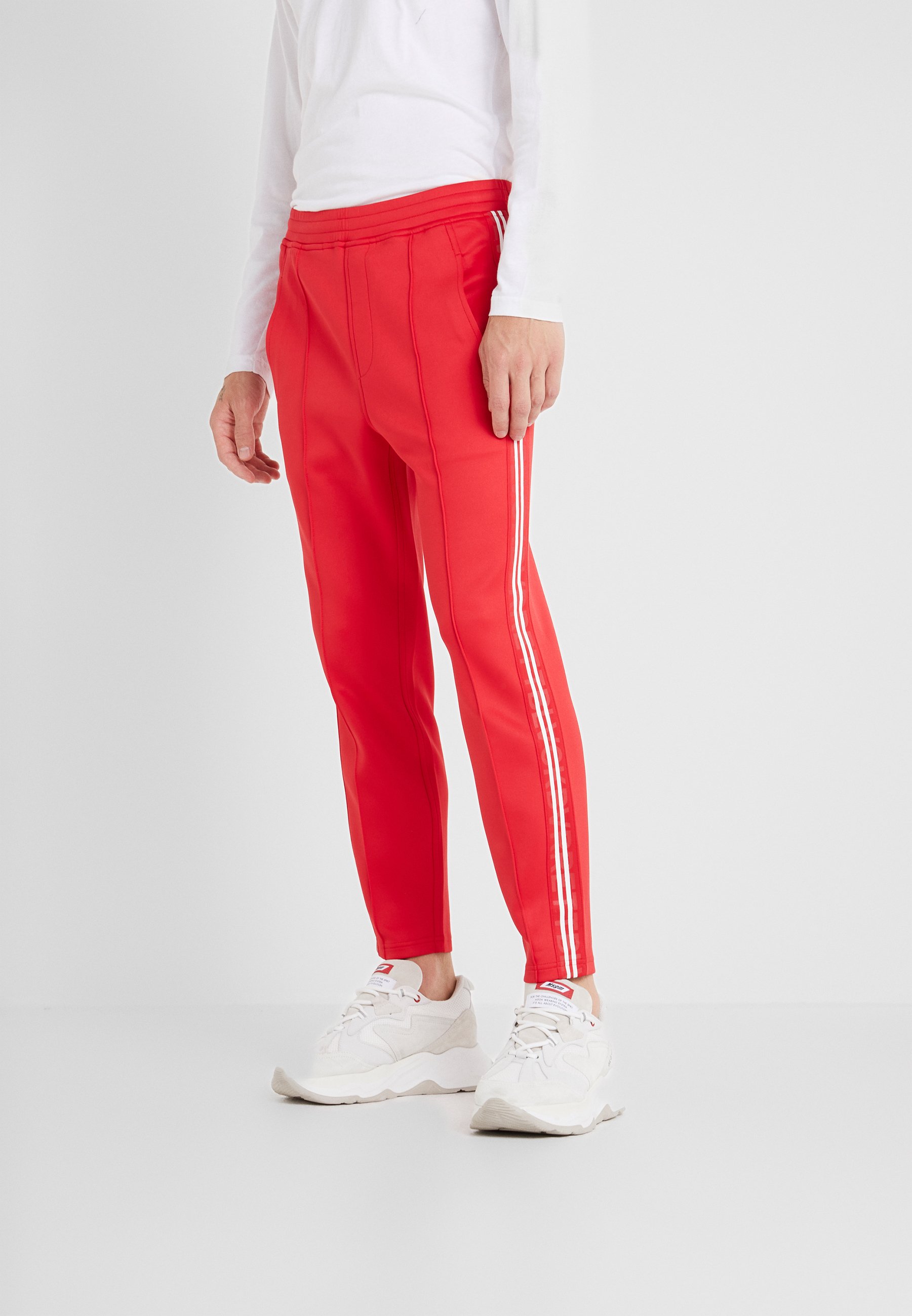 nike red tape tracksuit