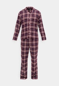 Set de pijamale în carouri, de culoare burgundy, cu mâneci lungi, bluză cu nasturi și pantaloni asortați. Țesătura are o textură moale, cu accente albastre și albe.