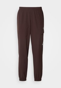 Επιλέχθηκε, shadow brown